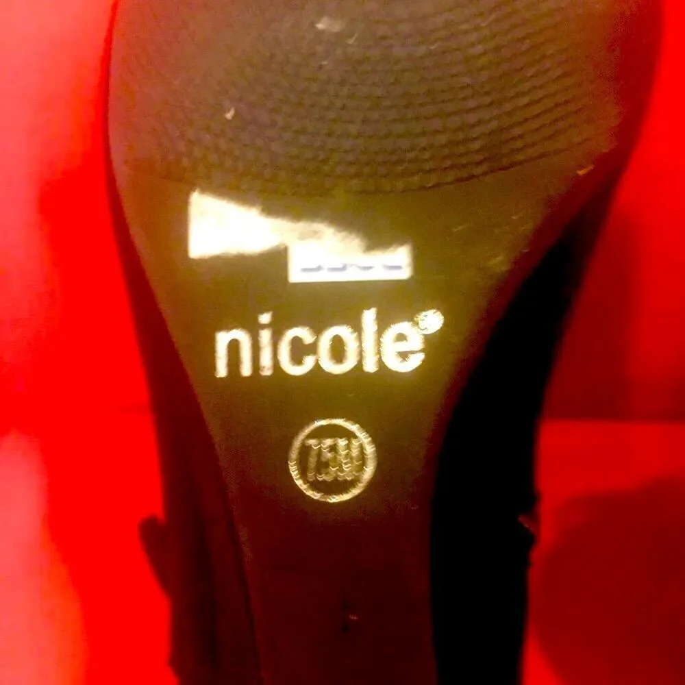 NWOT Nicole women’s platform suede ankle boots - Picture 5 of 6